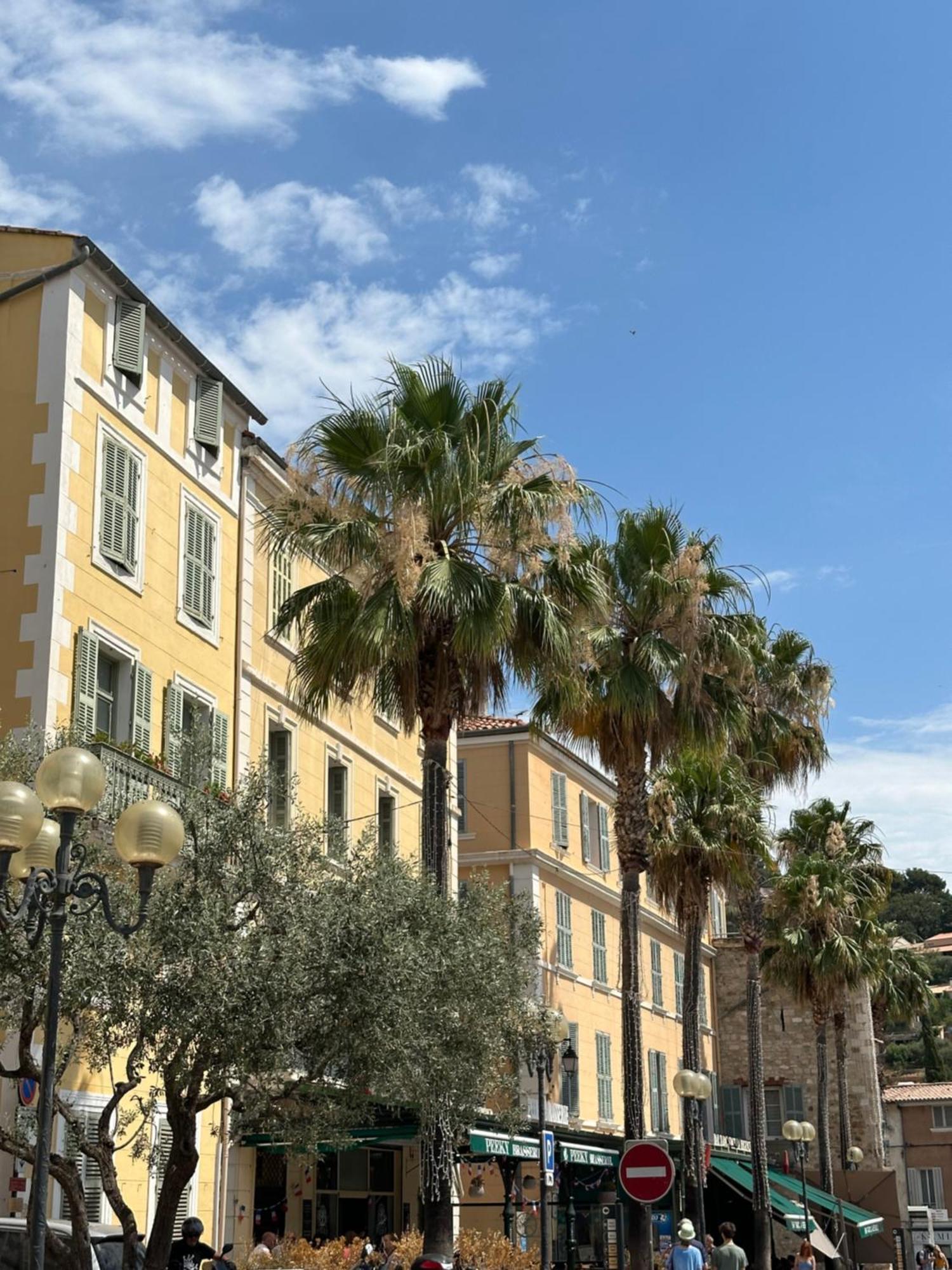 Moon Room, Nuit Insolite - Ollioules Toulon Var Eksteriør billede